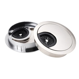 Boîte de gestion de câbles ronde en alliage de zinc, couvercle anti-poussière détachable pour l'organisation des fils sur le bureau ou le mur R99112 - Product Image 1