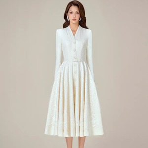 Gonna lunga da <span class=keywords><strong>donna</strong></span> <span class=keywords><strong>stile</strong></span> fashion, modello A-line, vita naturale, in tessuto floreale con pizzo, bottoni, scollo a V, plissettata, in poliestere/cotone - Product Image 2
