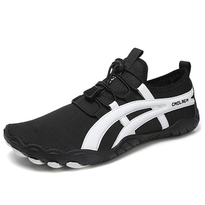 Chaussures aquatiques légères à séchage rapide antidérapantes unisexes, baskets pieds nus respirantes à semelle souple pour activités quotidiennes en extérieur, plage et eau - Product Image 1
