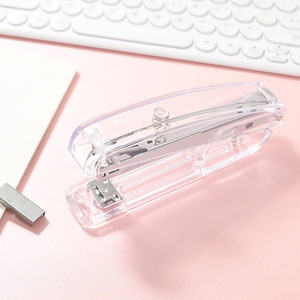 Mini <span class=keywords><strong>grapadora</strong></span> manual de plástico transparente, color oro rosa, que ahorra esfuerzo, para 20 hojas, para oficina, transfronteriza, normal 23/12, al por mayor - Product Image 4