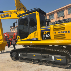 รถขุดดิน Komatsu รถขุด Pc210lc มือสองราคาถูก PC240 PC200 Pc210นำเข้าจากญี่ปุ่น21ton PC 210-8 - Product Image 1