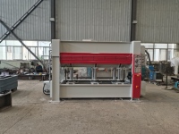 Offre Spéciale d'autres machines à bois presse hydraulique à chaud pour portes ou panneaux à base de bois fabriqués en Chine avec CE
