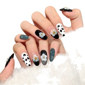 <span class=keywords><strong>Uñas</strong></span> Postizas Qianya con <span class=keywords><strong>Estampado</strong></span> <span class=keywords><strong>de</strong></span> <span class=keywords><strong>Vaca</strong></span> Blanco y Negro, 10 Piezas, PMMA, Forma <span class=keywords><strong>de</strong></span> Almendra, <span class=keywords><strong>Uñas</strong></span> Falsas con Pedrería, Talladas a Mano, Venta al Por Mayor - Product Image 1