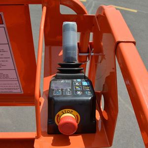 Elevador de tijera móvil para exteriores autopropulsado KCCL y plataforma elevadora de tijera hidráulica de trabajo aéreo - Product Image 5