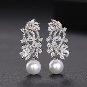 Eleganti Orecchini Pendenti Geometrici a Marquise con Perle Finte, Gioielli di Lusso da Donna alla Moda, per Uso Quotidiano, Regalo Chic - Product Image 1