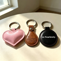 Porte-clés en cuir PU personnalisé avec logo en relief de haute qualité, en gros, pour la promotion d'entreprise et les souvenirs de salons professionnels