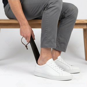 Cuchara para Zapatos de Madera Premium de Madera de Loto con Correa de Cuero y Cordón para Colgar, Elevador de Zapatos para Botas y Zapatillas - Product Image 6