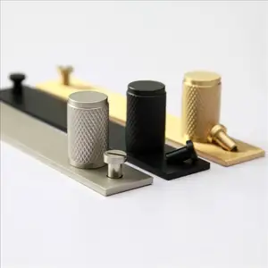 On-trend Knurled Criss-cross Pattern Knobs Handles Solid Brass Handle Pull with Plate Kitchen Hardware Furniture Handle