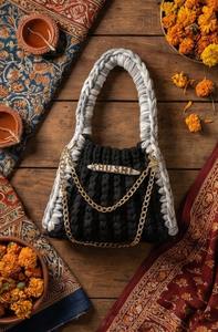 Bolso Mini con Cadena y Nombre Personalizado - Bolso de Hombro Bohemio Negro, Étnico y Elegante con Dos Correas de Perlas, Tejido de Cordón de Algodón - Product Image 4