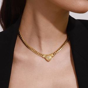 Collier Hyperbole en acier inoxydable plaqué or 24 carats anti-ternissement, avec zircon en forme de cœur, style Dubaï, pour femmes, hommes et filles - Product Image 2