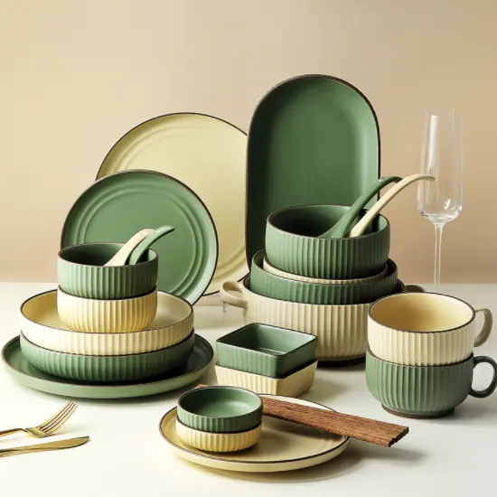 Plato de utensilios de cocina de cerámica de porcelana, cuenco, juego de vajilla para cena, alta calidad, lujo, nórdico, verde mate, Vintage occidental