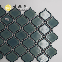Mosaïque de carreaux de lanterne en céramique verte arabesque pour la décoration murale du magasin