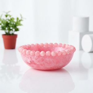 Bol à salade en résine rose, bord perlé, fait main, poli, design classique, écologique, durable, léger, couleur personnalisable, pour la maison - Product Image 1