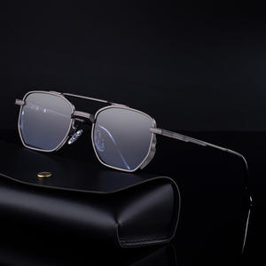 Lunettes de soleil carrées pour hommes KSL-98346, monture en métal, protection UV400, lunettes de soleil de mode pour l'extérieur, couleur noire - Product Image 5