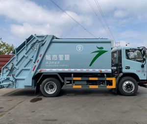 Dongfeng Nouvelle Condition 4x2 <span class=keywords><strong>Camion</strong></span> de Collecte des Déchets Diesel 8CBM Compacteur de <span class=keywords><strong>Poubelle</strong></span> Transmission Manuelle Pompe Moteur de Recyclage - Product Image 3