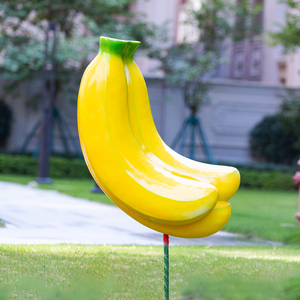 Sculpture en résine de fibre de verre de fruits et légumes décoratifs réalistes et modernes pour jardin extérieur, avec taille et modèle personnalisés - Product Image 3