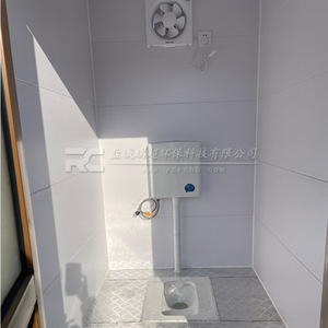 Toilettes portables quatre postes en panneaux sandwich, modernes et écologiques, pour usage public - Product Image 3