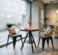 Table d'extérieur moderne en métal et plastique, résistante à l'eau et aux intempéries, idéale pour balcon et jardin, vente en gros usine