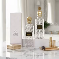 Flacon de parfum vide carré de 200 ml, coupe losange, rechargeable, personnalisé, avec bouchon à bille doré et boîte d'emballage – Vente en gros