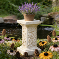 Socle en résine sculpté en forme de vigne - Finition effet pierre, base ornée de détails de feuilles pour sculptures et présentoirs de jardin aquatique de luxe