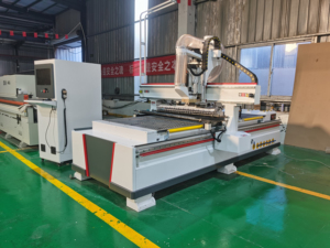 Routeur CNC 3 axes MEOKON MK1325 avec servomoteur, déplacement 1300x2500mm, 380V, composants PLC essentiels pour la gravure du bois, du MDF et de l'acrylique - Product Image 6