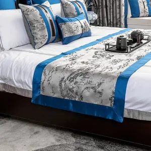Venda quente 100% poliéster padrão texturizado leve macio azul patchwork cobertor para a decoração da cama do hotel