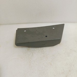 Boîte de rangement en plastique pour accoudoir d'excavatrice Hyundai 71M8-20810, pièce centrale pour modèles 60-7, 60VS, 60W-7 - Product Image 1
