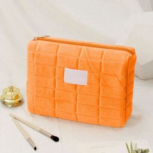 Sacs de voyage et de plage personnalisés en polyester grande capacité pour articles de toilette, maquillage et cosmétiques, faible MOQ, couleurs bonbon à carreaux, fermeture éclair, logo - Product Image 2