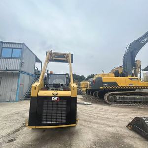 รถตักล้อยางมือสอง Caterpillar 246D 22B พร้อมห้องโดยสารติดแอร์ ชั่วโมงการใช้งานต่ำ เหมาะสำหรับงานก่อสร้าง ขายส่ง - Product Image 4