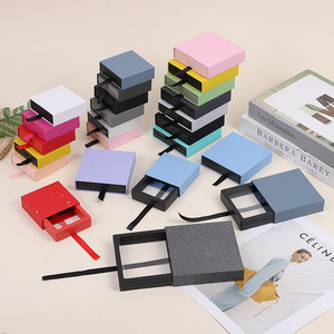 Caja de Embalaje para Joyería con Diseño de Templo, Antioxidante, de Película de PE Cuadrada, Modelo AK10, Personalizable, para Coleccionables y Pulseras - Product Image 3