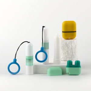 Inhalateur nasal avec cordon de suspension, flacon d'aromathérapie en plastique, taille standard pour les soins nasaux - Product Image 3