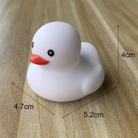 Cadeaux promotionnels conception personnalisée logo imprimé coloré bain flottant jouet assorti jaune en vrac mini canard en caoutchouc