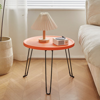 Table basse pliable en plastique au design moderne avec un simple rangement latéral, mini table pour salon, chambre à coucher