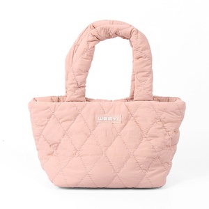Bolso Tote Casual Multifuncional Impermeable Acolchado <span class=keywords><strong>de</strong></span> Nailon Ligero y Duradero Personalizado CHANGRONG con Cierre <span class=keywords><strong>de</strong></span> Cremallera y Garantía <span class=keywords><strong>de</strong></span> 60 Días - Product Image 1