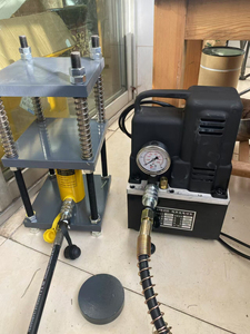 Pressa Idraulica Elettrica Professionale, Kit di Utensili per Pressatura di Gioielli in Oro e Argento - Product Image 2