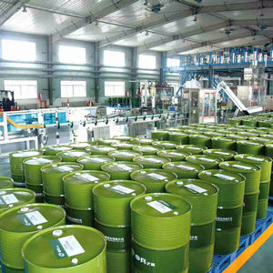 Olio per Lavorazione dei Metalli Raffinato, Lubrificante Resistente all'Ossidazione e di Lunga Durata per Torni CNC, Macchinari Industriali di Fresatura - Product Image 1