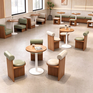 Divani Moderni Personalizzati a Parete per Ristoranti, Combinazione di Tavoli e Sedie Commerciali per Gelaterie - Product Image 2