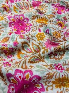 Satén Sulb de Primera Calidad, Ligero, con Impresión Digital Pura, de 44 Pulgadas, para Confección de Prendas y Vestidos - Product Image 4