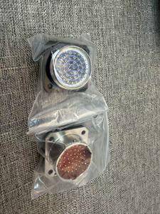 Enchufe de Aviación Y11P-2041ZJ10 de Alta Resistencia a Impactos y Vibraciones para Equipos de Control Industrial - Product Image 4