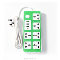 Stop Kontak Universal Multi-port Praktis dan Hemat Tempat dengan Warna Hijau Sederhana, Dilengkapi USB dan 1 Soket Ekstensi Kontrol untuk Meja