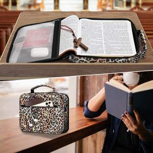 Muestra gratis Source Factory Mujeres Crossbody Large Bible Messenger Monedero con cremallera y compartimentos - Product Image 3