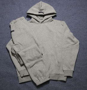 SS22 Essential 1977 Sudaderas, Suéteres, Ropa, Sudaderas con Capucha, Conjuntos de Chándal y Pantalones de Chándal para Hombre - Product Image 4