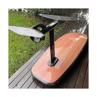 Entrepôt UE Jet Board Planche de surf motorisée électrique Jet Power Boat Planche de surf Hydroptère électrique Surf haute puissance