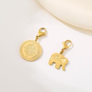 היפ הופ פאנק זהב מתכת מצופה זהב, פיל, טביעת אצבע, מפתח בעיצוב תליון קליפות לובסטר. קסמי מותאם אישית - Product Image 4