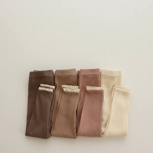 Couleur personnalisée OEM ODM Printemps Nouveau-né Bébé Infantile Vêtements pour tout-petits <span class=keywords><strong>Legging</strong></span> solide en coton côtelé pour filles - Product Image 1