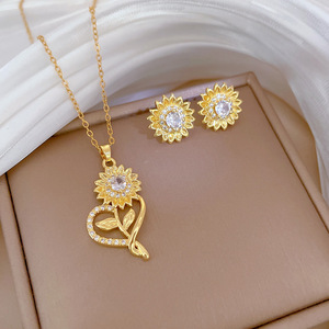 <span class=keywords><strong>Ensemble</strong></span> de bijoux fantaisie pour femmes, acier inoxydable plaqué or véritable, zircon, collier et boucles d'oreilles avec pendentif cœur et papillon, idéal pour un cadeau - Product Image 6
