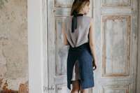 Tablier à bavette à manches en lin naturel de couleur personnalisée pour femmes et hommes uniforme de salon doux avec poches pour la cuisine