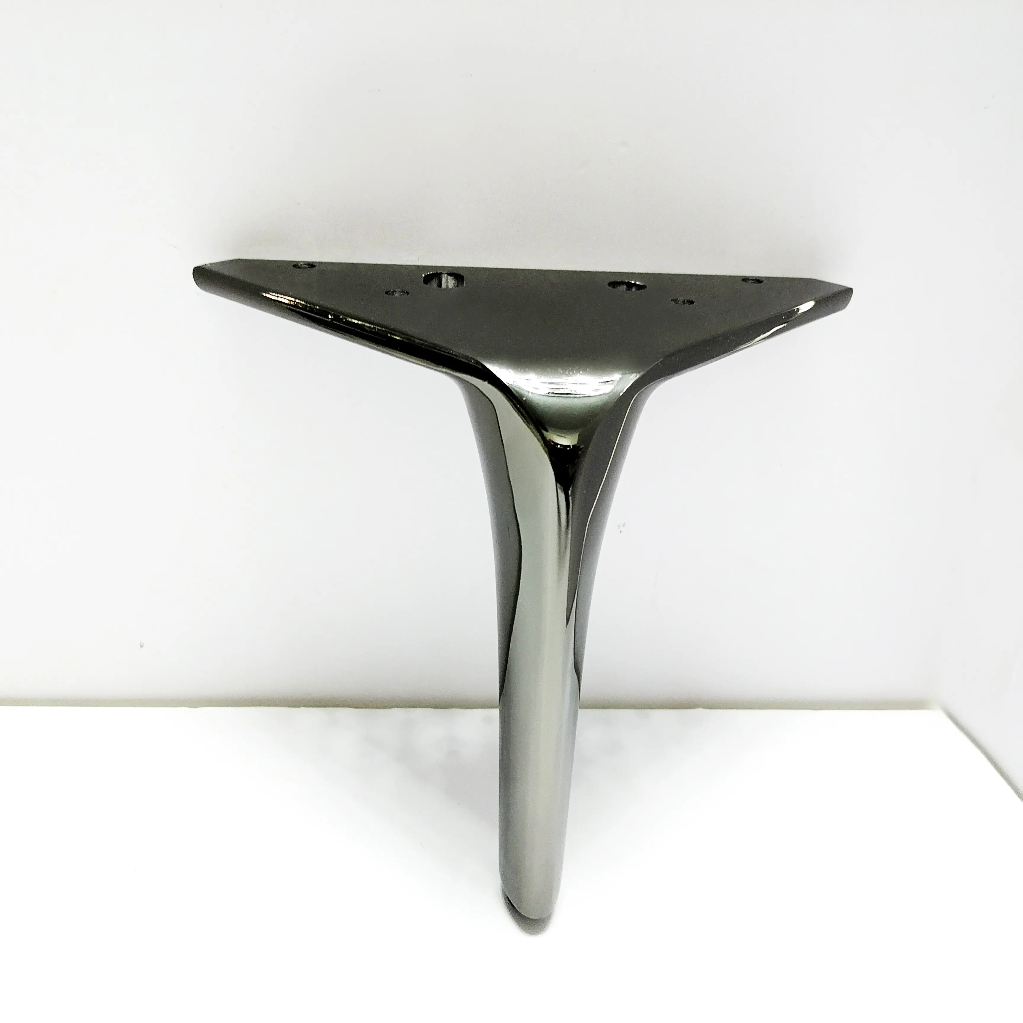 Toptan çin ithalat alüminyum alaşım kanepe bacakları özelleştirilmiş modern basit siyah mobilya masa bacaklar