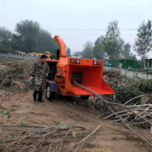 High Production Capacity 6 Tonnes Per Hour 18inch <b>Wood</b> Shredder Tractor 102hp Diesel <b>Wood</b> Chipper Shredder Core Motor for <b>Chips</b> - Product Image 5