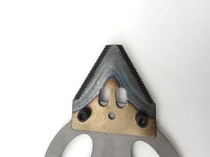 Lame de <span class=keywords><strong>débroussailleuse</strong></span> et de tondeuse à gazon en acier au manganèse 3T à haute dureté et à durabilité élevée - Product Image 3